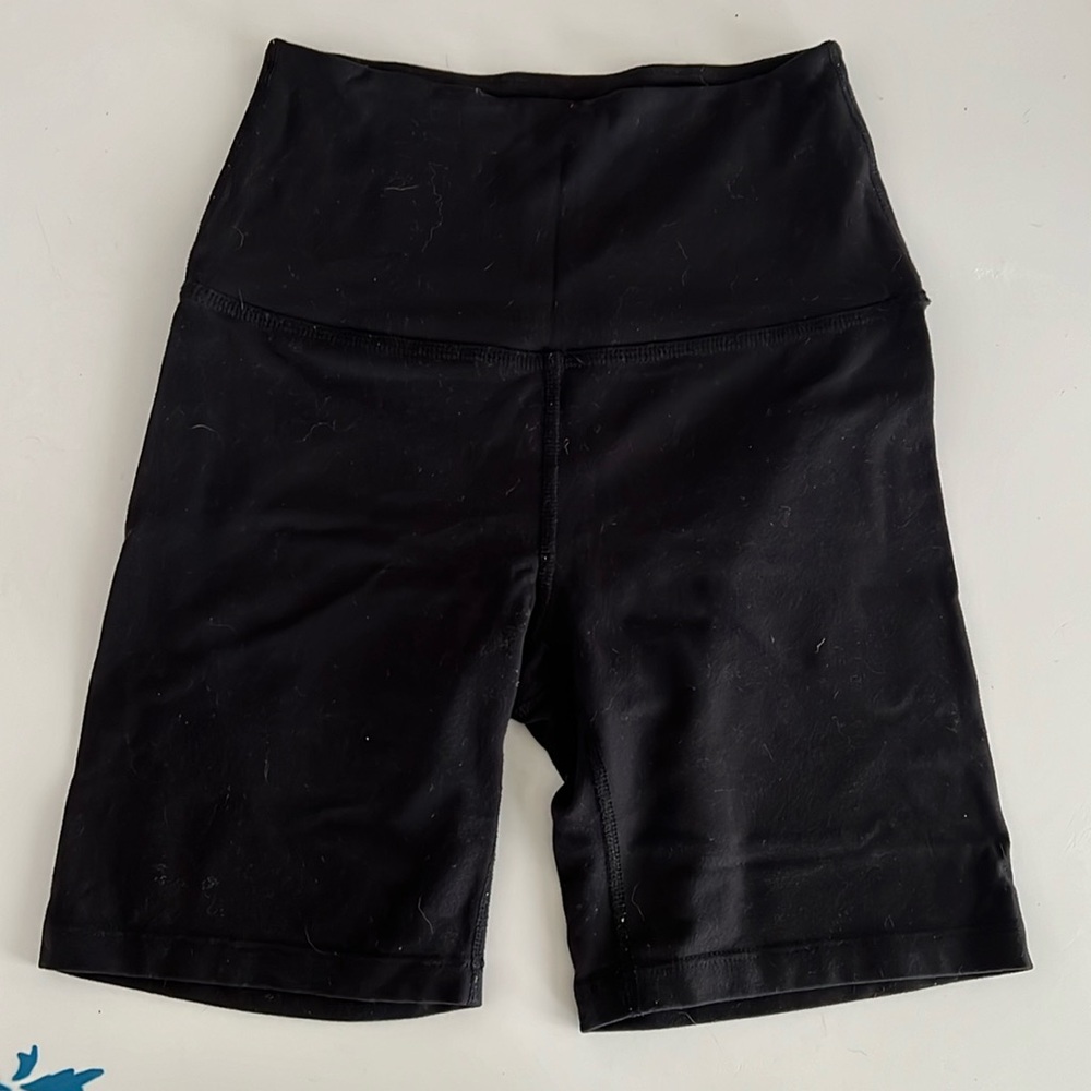 Beyond Yoga biker shorts